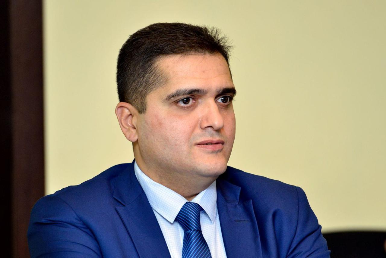 Elxan Şahinoğlu: “Erməni dili universitetlərimizdə peşəkar tədris  olunmalıdır”